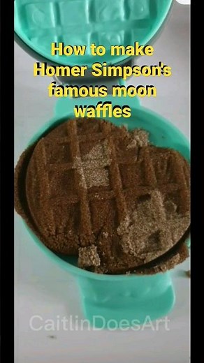 How to make Homer Simpson's famous moon waffles #thesimpsons #homersimpson #moonwaffles