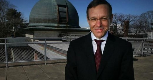 Author Avi Loeb on evidence of close extraterrestrial encounters, new book