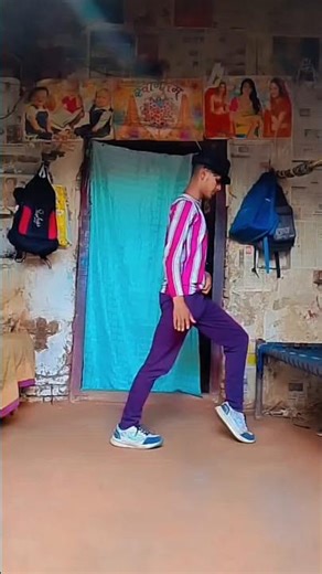 Hrithik Roshan song dance performance 🥰. #dance #lifeisbutadream #dancesong #comedy