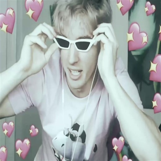 Reflecting on Flamingo Aesthetic: 2019-2020 Nostalgia