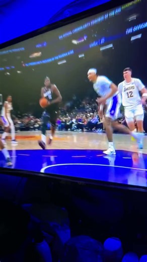 Showtime Jackson Hayes with the dunk 🔥😤💪🏾🏀 #basketballplayer #nba #lebron #nbaplayer #nbanation