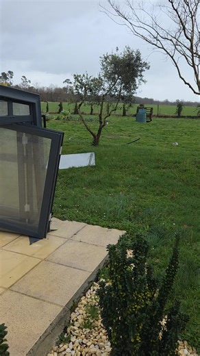 Vidéos de piscine des Pins (@piscinedespins) avec son original - zizouin