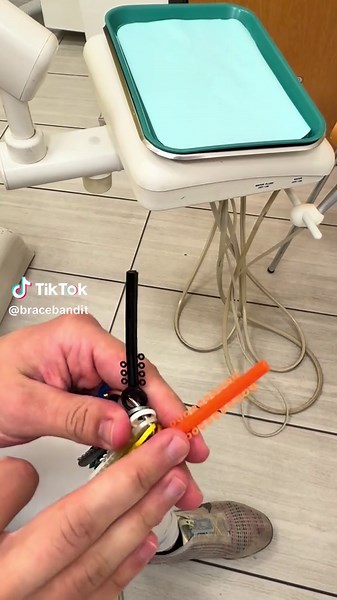 I had so much fun with these colors on my braces! @The Braces Artist . #braces #bracestips #viral #fyp #bracescolors