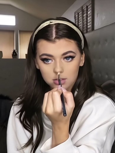 Loren Gray Makeup Tutorial and Beauty Secrets Revealed