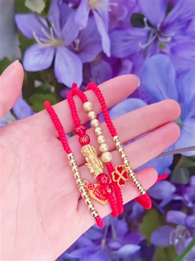 Luck & Peace On Your Wrist: The Red String Bracelet