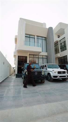 Tag a buyer to buy this ₦1.2B 5Bedroom Duplex at @superiteafrica.ng and earn! 🥵 LOCATION: Foreshore Estate, Lekki Phase 1 Lagos. ————————————————————————- A home this extraordinary doesn’t stay long in the market. Make it yours today 😉 Book your viewing today! Call or WhatsApp: 2347051883525, 2348139528208 Call us at @superiteafrica.ng for any property, we are active! #fyp #house #realestate #lagos