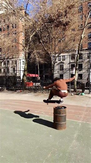 Challenging office worker to s.k.a.t.e gone wrong