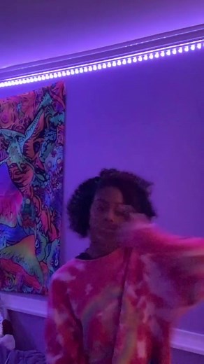 Bad Connection by: @charlimariah_