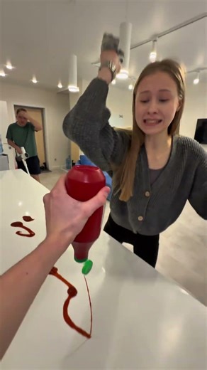 cat mode: whisker scanner — live update! 🔬🐱💈