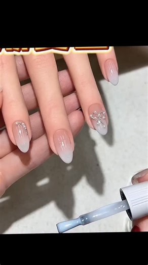 Nails Artist on Instagram: "Easy nail design idea 161v"