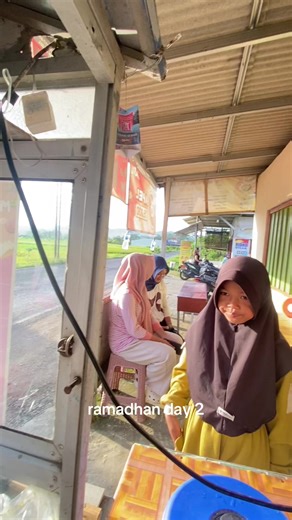 Terimakasih teman-teman yang sudah mampir ke lapak Meydin🥰 semoga rezekinya lancar terus ya ..😍 Hari ini tidak banyak tag video karena lapak ramai alhamdulillah #f#fype#estelerd#dimsumgorengkejuk#karangsambungr#ramadhan2026