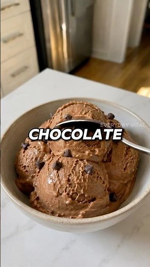 Healthy Chocolate Ice Cream?! 🍫🔥 High-Protein & No Refined Sugar!