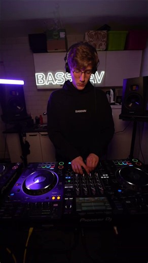 The second listen changes the whole experience #dnb