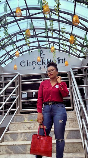 ITS ALWAYS BUSINESS even in pleasure I m at that stage in my life where every interaction has to bring value. Whether it’s a friends’ hangout or interactions with complete strangers, it’s all business now #BusinessMeeting #ItsAlwaysBusiness #BusinessAndPleasure #BusinessCasual #SapphireAdvertising #LifeOfASmallBusinessOwner | FabulosGloria