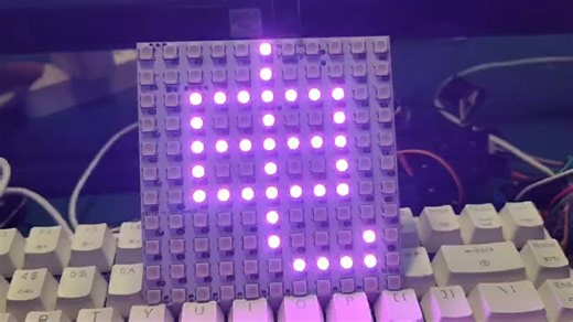 基于STM32控制的WS2812B RGB显字灯牌（可显示汉字）