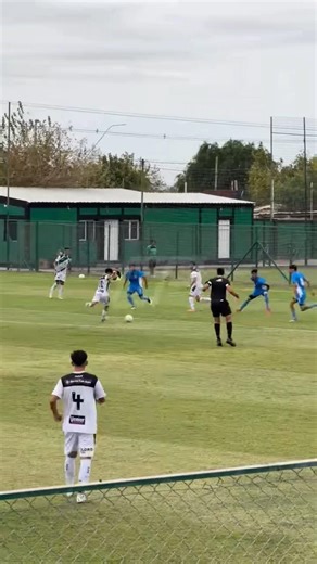 GOLAZO FUERA DEL ÁREA ⚽️ #futbol #golazo #argentina #davooxeneize #america