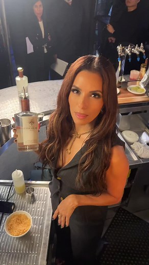Eva Longoria: Not Just 5'2 - Desperate Housewives Star Revealed!