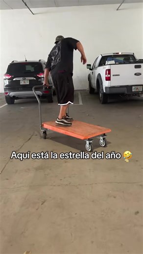 Funny Moments in a Peruvian Modern Family