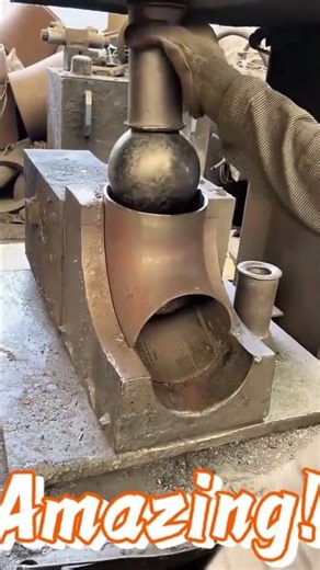 Making process of metal elbows