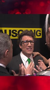 Show 2 startet unter dem Motto „Born in“ - Da lassen sich unsere Jury und Moderatoren nicht nehmen, mitzutanzen. Moment mal… etwa auch Daniel Hartwich?! 😲🕺 #LetsDance #RTL #Tanzshow | Let's Dance