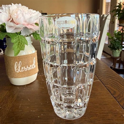Fifth Avenue Lead Crystal Flower 7" Vase - Etsy