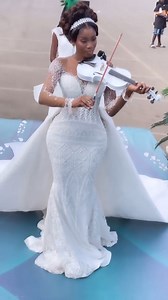 1.6M views · 98K reactions | C'est beau, que la Grâce du mariage te localise aussi à l'instant, Félicitations 殺拾拾 | Gospel Afrique francophone | Facebook