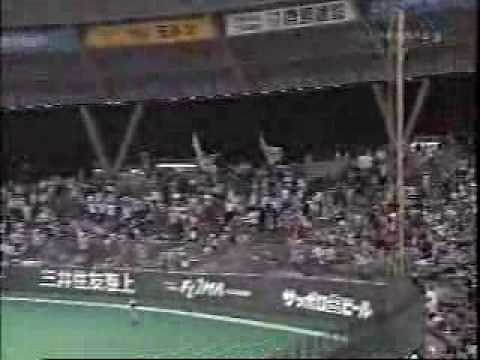 カブレラ、逆方向へすごいホームラン