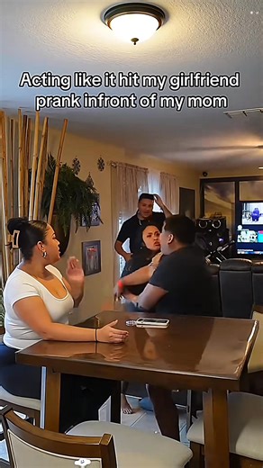 71K views · 644 reactions | My girlfriends reaction to my disrespectful behavior in front of my mother… | La frase 21 | Facebook