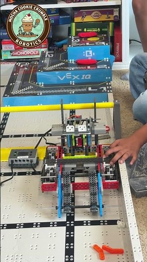 VEX IQ Level Up Robot – T-Fling Catapult Accuracy Testing | Prototype #1 | Mocha Cookie Crumble