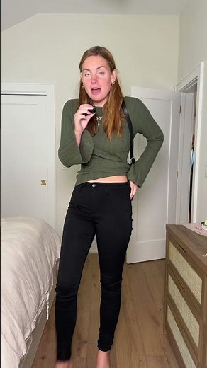 6 foot tall skinny jeans: size 7 these have a 34” inseam top: size medium #tallgirl #skinnyjeans