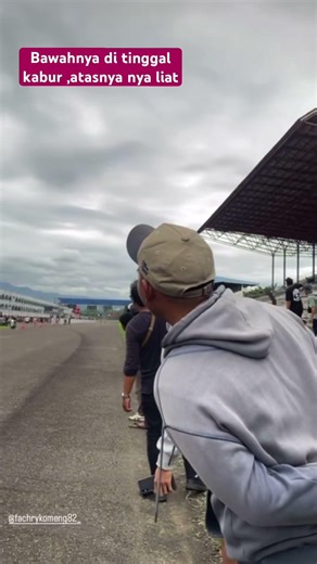 Bawahnya di tinggal kabur ,atasnya nya liat #dragbikeconcept #dragbikestart #balapmotor #balap201m