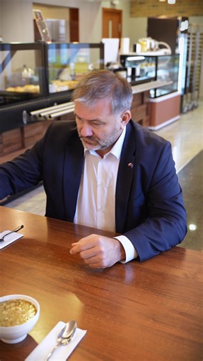 1.2M views · 36K reactions | Sejm uchylił immunitet i wyraził zgodę na zatrzymanie oraz aresztowanie posła Zbigniewa Ziobro. Prokuratura może mu teraz postawić 26 zarzutów. Dziękuję prokuratorom za ciężką i skrupulatną pracę - wniosek w tej sprawie liczy ponad 150 stron. Sprawiedliwość jest cierpliwa i nie zna granic państwowych. | Waldemar Żurek | Facebook