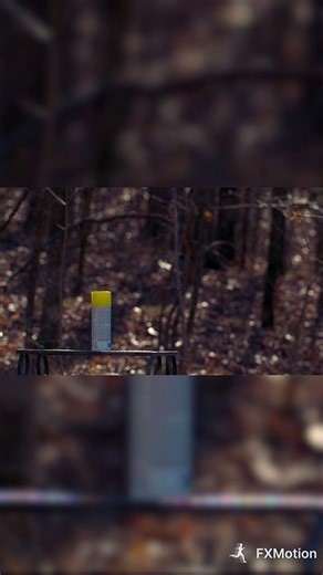 Slow motion explosive paint