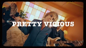 8.5K views · 1.1K reactions | Our brand new album, “Pretty Vicious”, comes out November 3rd. Presave at https://TheStruts.lnk.to/PrettyVicious_AlbumPre-Order ⚡️⚡️⚡️ | The Struts | Facebook