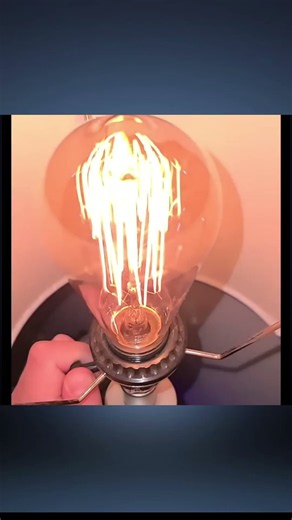 9 Watt Led VS 60 watt Incandescent bulb #short