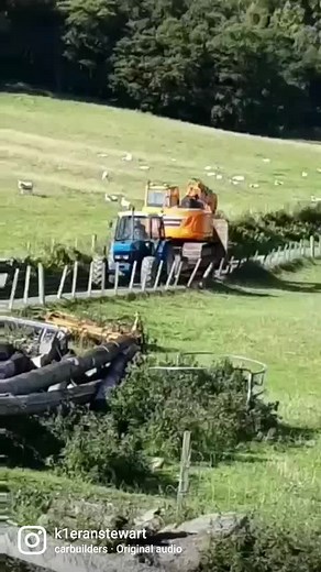 Trusty auld 78. never let's you down 😅 #ford #oldschool #onthepull #hauling #7840🚜 #bigloadsonsmallroads #workingclassic