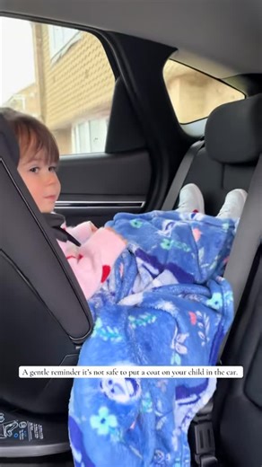 Baby Birds on Instagram: "As the weather gets colder, a gentle reminder not to travel with coats on in the car 🚘 always take the coat off, ensure the harness is secured tightly using the two finger test, and then add a blanket for warmth. #carseatsafety #nocoatsincarseats #carseattips #carseat #parenting"