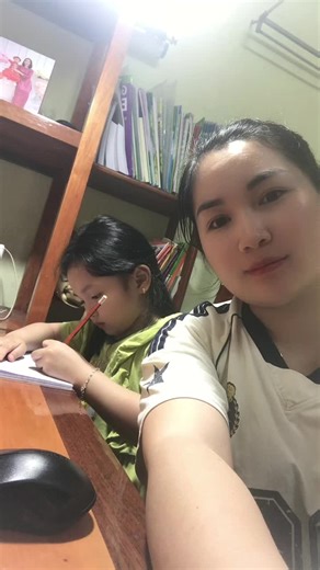 Video của Lê Lan (@le_lan) với bản nhạc nhạc nền - Sang PVM_71