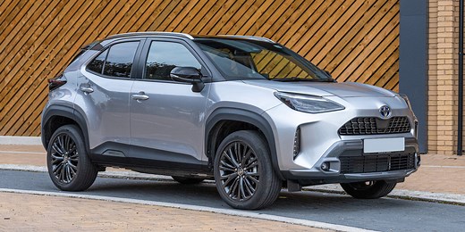 Toyota Yaris Cross Review 2026 | Hybrid SUV Interior & Price