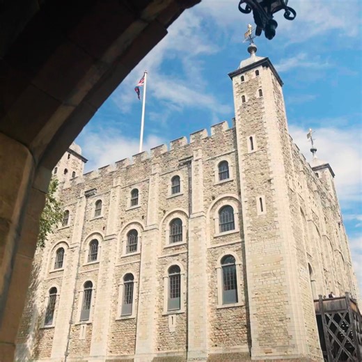 Make history your playground with unlimited visits to the UK's most iconic palaces, gardens and events. | Historic Royal Palaces