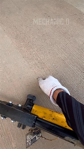 418K views · 3.8K reactions | Closing time #reels #reelsfbシ #aviation #aviationlovers #avgeek #reelsviralシ #trending #viral #fyp #fypシ゚ | Mechanic O | Facebook