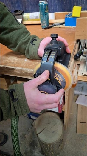 Dust free edge Sanding...this Mirka attachment is awesome! #mirka #dustfree #sanding