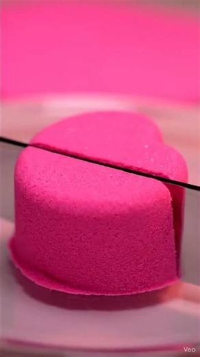 “Can a Mini Sand Heart Cake Slice This Perfectly? 💖✨” #asmr #satisfying #music