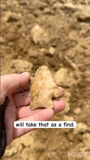 Back at it! #arrowhead #arrowheadhunting #nativeamerican #artifacts #artifacthunting #rockhounding