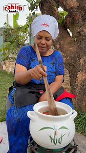 23K views · 9.5K reactions | How we make our kilenge/kigele sauce for Iftar  comes out better with the Royco 2 in 1 spice How do you make yours?? #RahimFoods #royco2in1 #RamadhanSpecial #sharegoodness #Royco #uganda #Ugandanfood #bestrestaurant #lusaniya #EastAfrica #fyppp #rahimfoodsrecipes 0753555444 0702805436 0774280116 | Rahim Foods Restaurant | Facebook