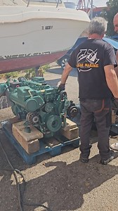 Démarrage franc et net ! 🔧 Test de démarrage réussi pour ces TAMD41 Volvo Penta ! ➡️ Moteurs réactifs, tout fonctionne comme il se doit. Un classique robuste et fiable, prêt à remotoriser votre bateau avec sérénité. 📦 Disponible avec ou sans transmission. 📲 Contactez-nous pour réserver ! #TAMD41 #VolvoPenta #CasseMarine | Casse Marine enlèvement