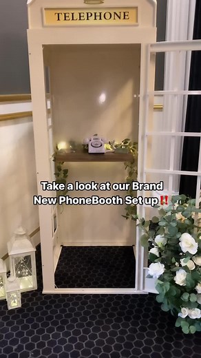 Take a look at our Brand New PhoneBooth Setup! 😍 The new changes include Beautiful Vintage Glowing Lamps, a Beautiful Flower Arrangement and an Acrylic Sign! This is something you will for sure want at your next big event! DM/Email us now to inquire! • • • • • #audioguestbook #phonebooth #retrophonebooth #hellohi #vancouver #surrey #lowermainland #weddinginspiration #wedding #decor #retroguestbook #tiktok #fyp