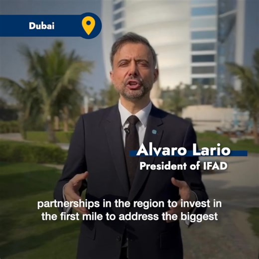 In #Dubai, IFAD President Dr. Alvaro Lario joined other leaders at the World Governments Summit - القمة العالمية للحكومات to ensure rural transformation is embedded in global decision-making. #FoodSystems are interconnected, from cities in the Gulf to the millions of small-scale farmers who feed the region. These producers supply a large share of national food needs, yet face climate shocks, water scarcity and market volatility. Throughout #WGS2026, the President’s engagements focused on advanci