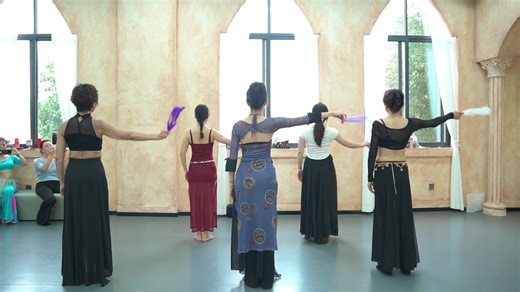 Belly Dance Class: Learn Techniques and Styles