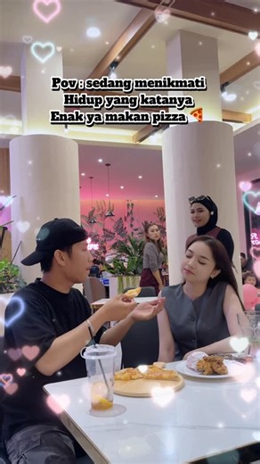 Ina Yustina on Instagram: "Banyak hubungan percintaan yang selesai karena cowok Pelit 😅 Get FREE Ice Cream 🍦✨ Caranya mudah: 1️⃣ Kunjungi J.CHICKEN Kedaton Lampung 2️⃣ Berikan review di Google Maps 3️⃣ Tunjukkan ke kasir & nikmati es krim GRATIS 🍦 📍 Jl. ZA Pagar Alam No.5, Kedaton Terima kasih atas dukungan & kepercayaan Anda. Kami tunggu kehadiran Anda di J.CHICKEN Kedaton Bandarlampung 🤍 #inaurabersolek #jchikenkedaton #lucu #fyp #kontenlucu #lampung #inaurabersolek #lucu #fyp #kontenlucu